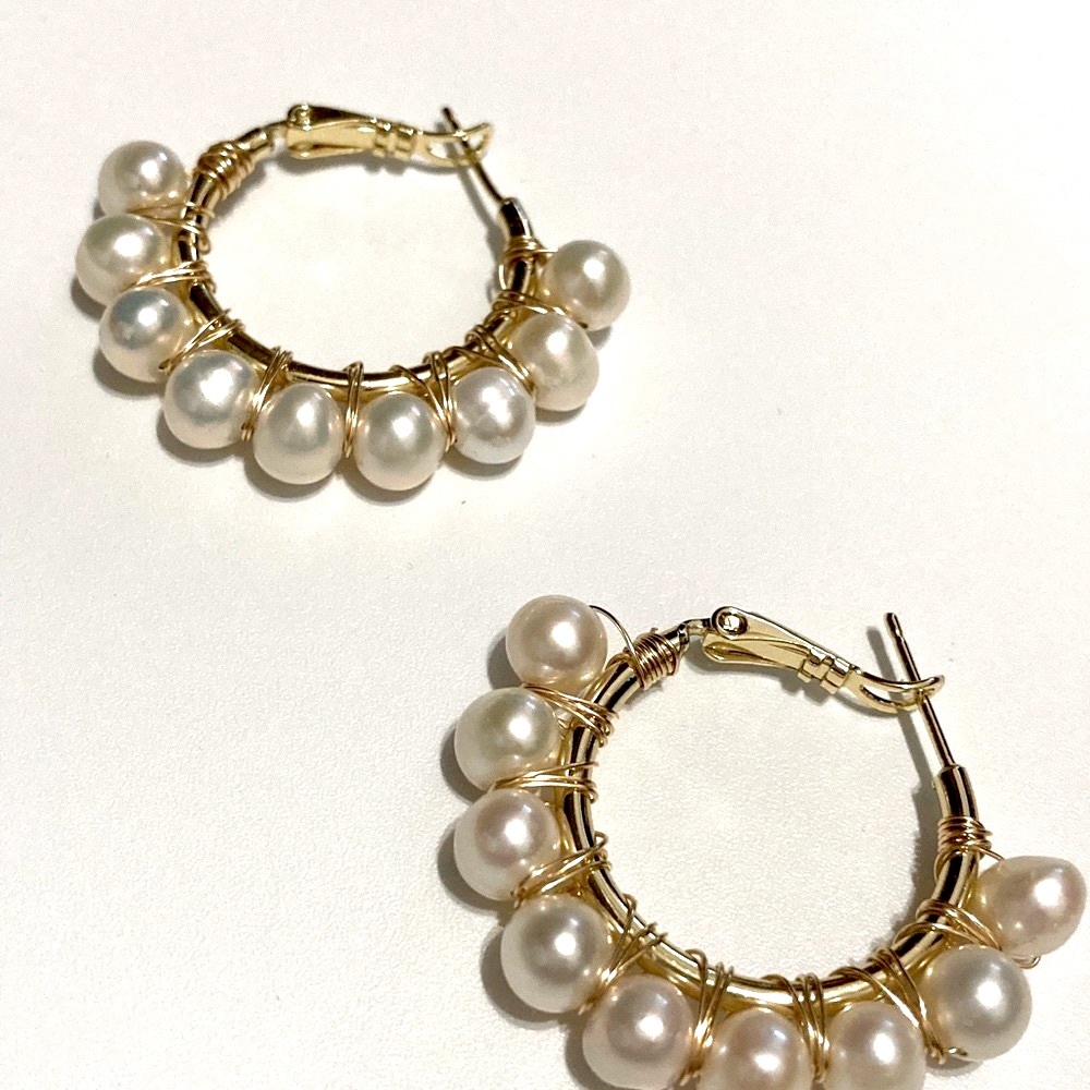 Handmade earrings- pearl earrings